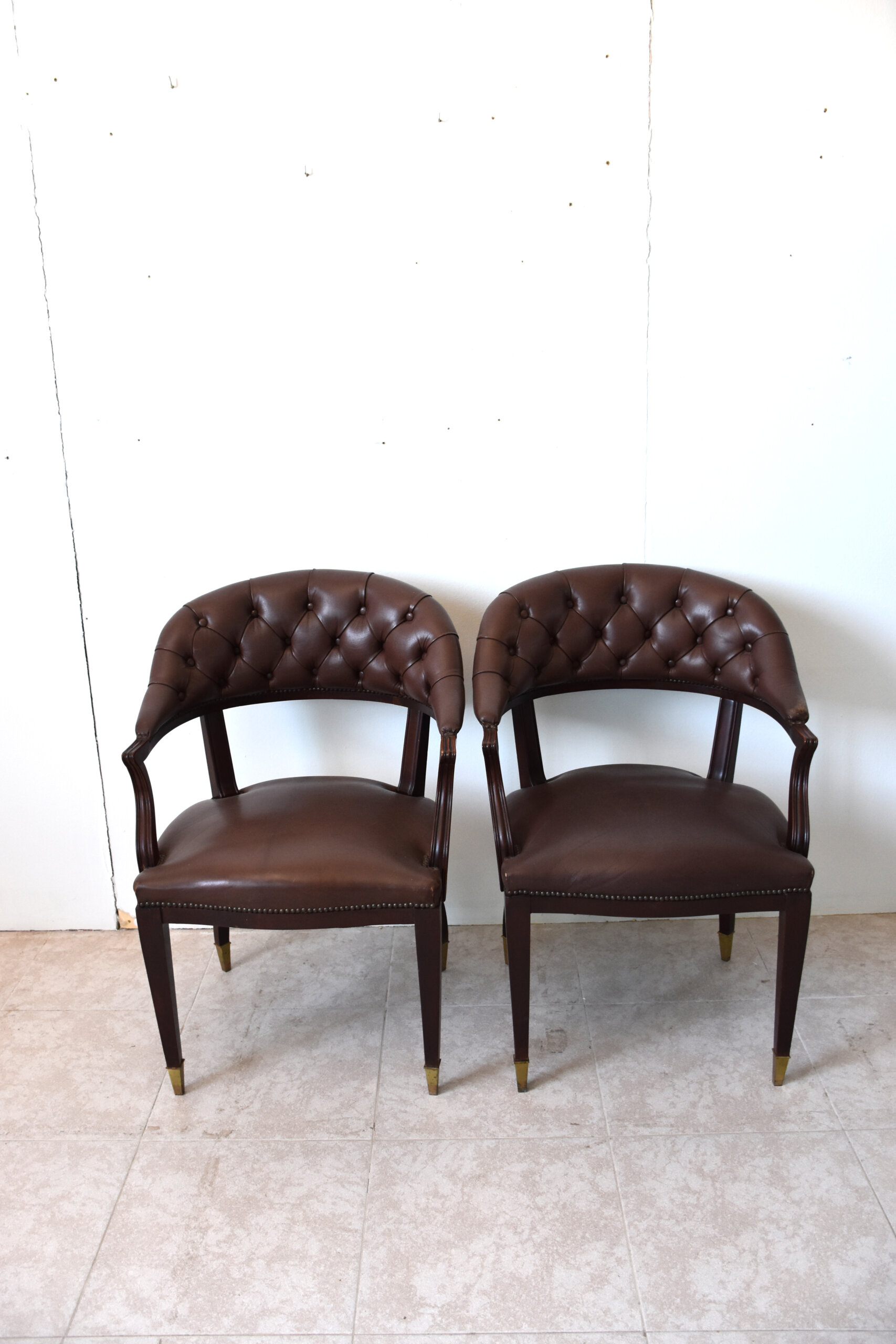 Sillones ingleses capitoné piel