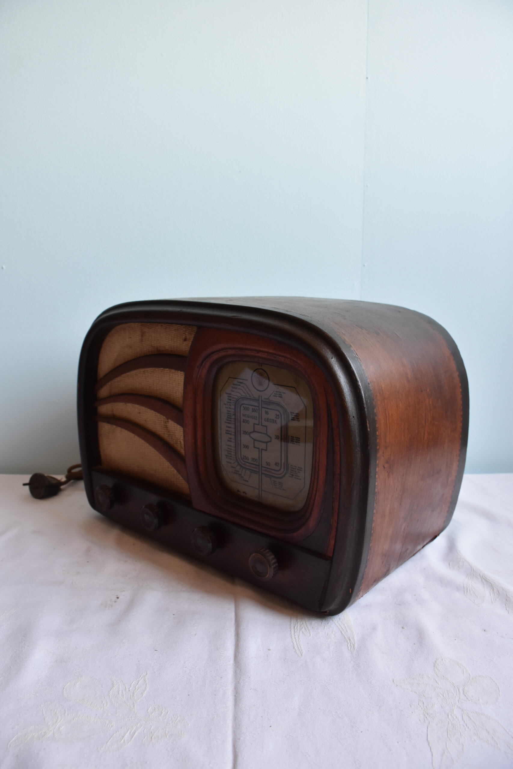 Radio antigua válvulas de madera - Imagen 5