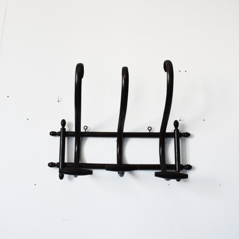 Perchero de pared estilo Thonet