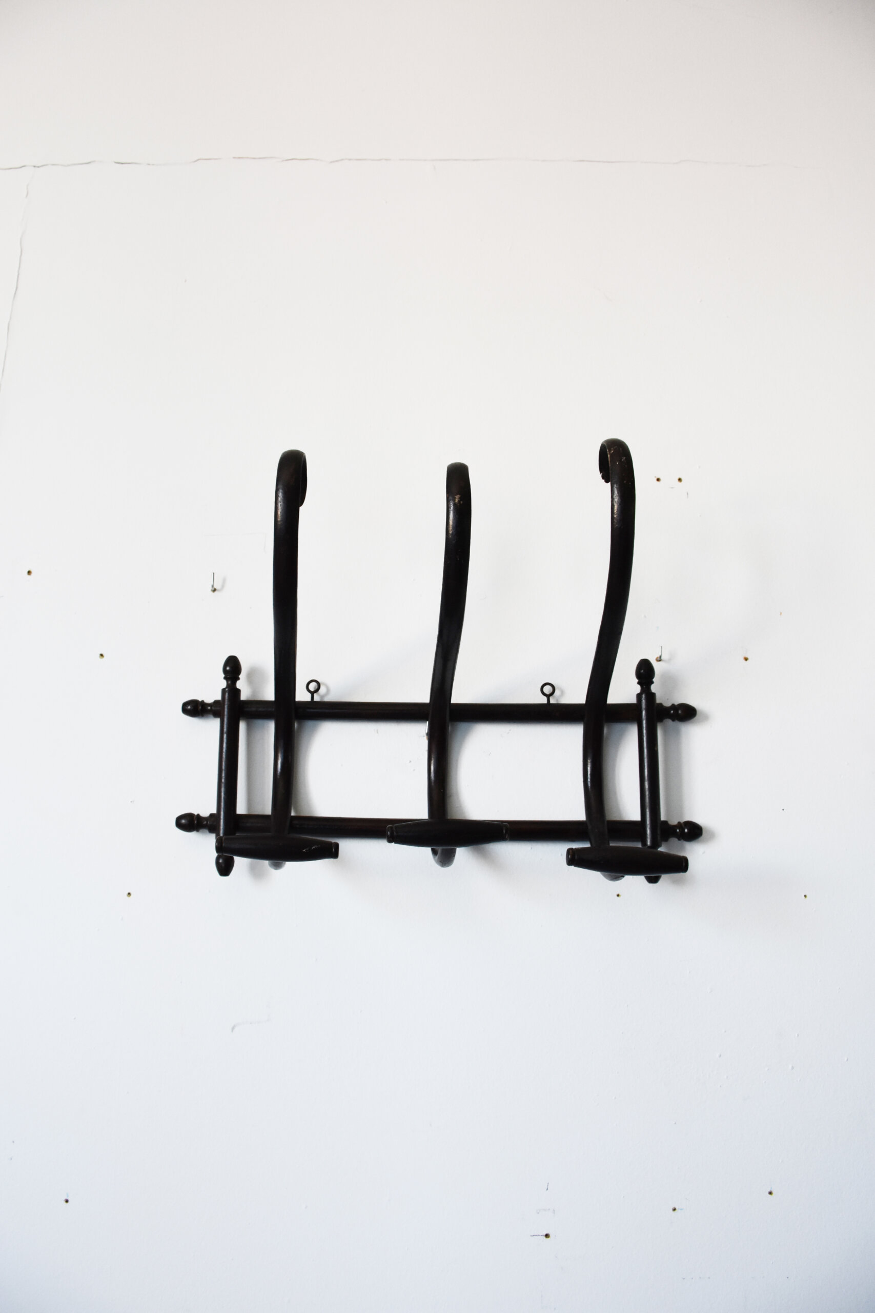 Perchero de pared estilo Thonet