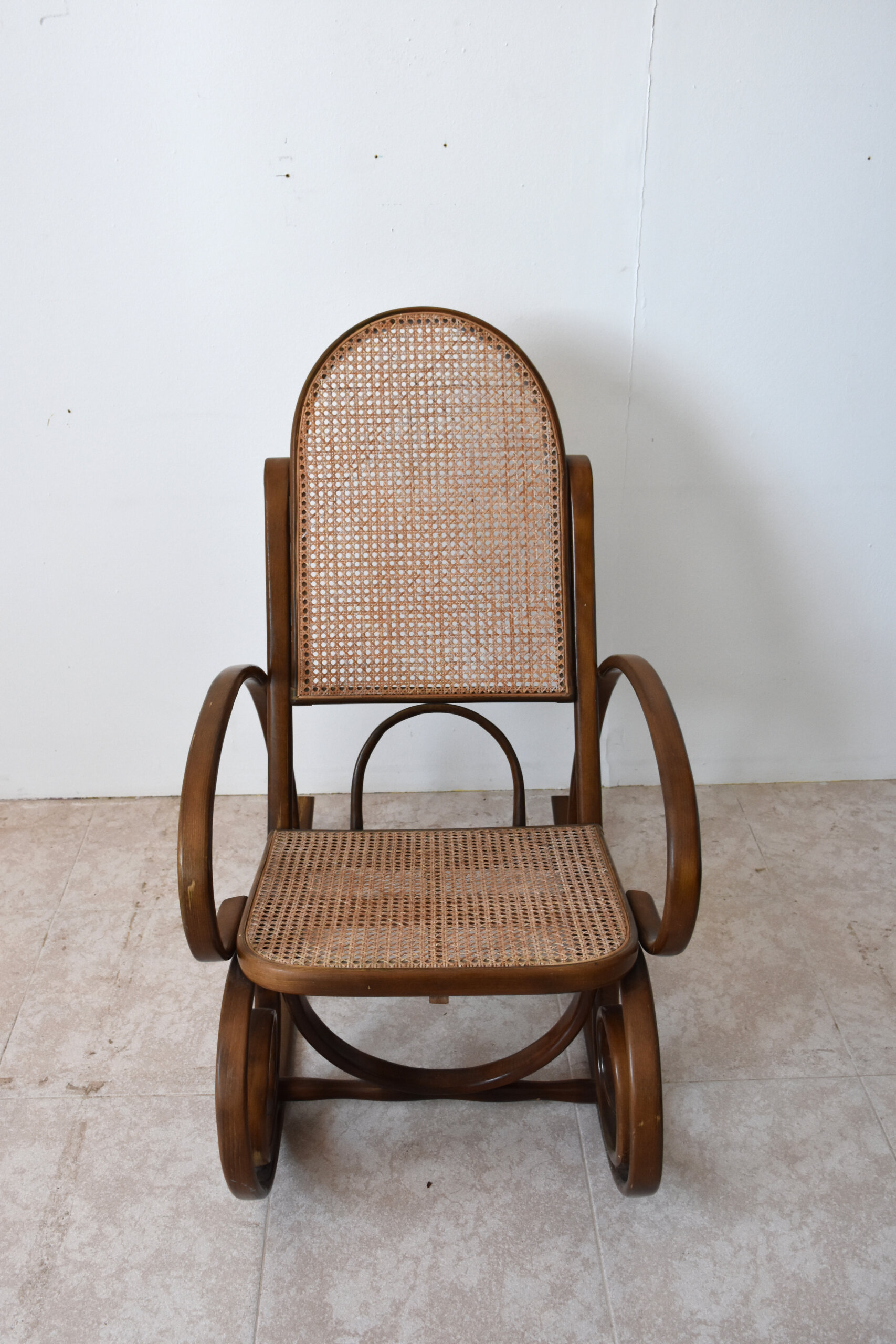 Mecedora infantil estilo thonet rejilla - Imagen 2