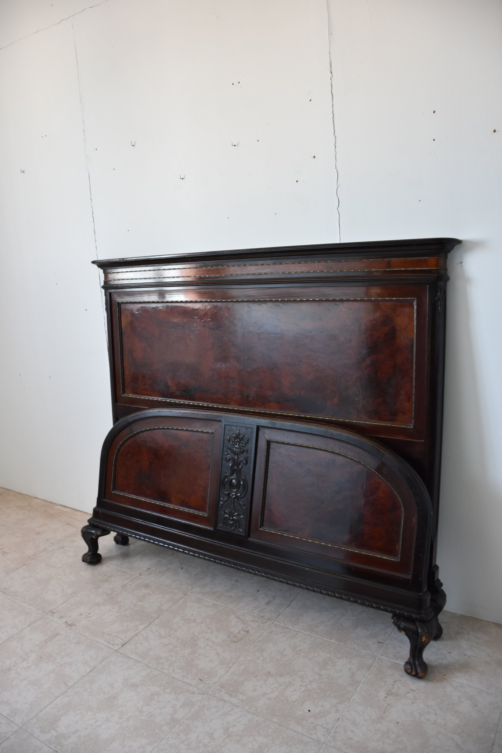 Cama antigua madera estilo Reina Ana - Imagen 3