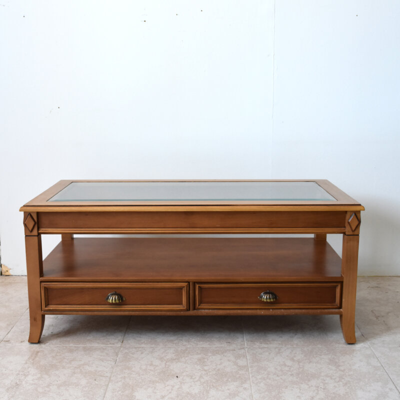 Mesa de centro clásica con cristal y cajones