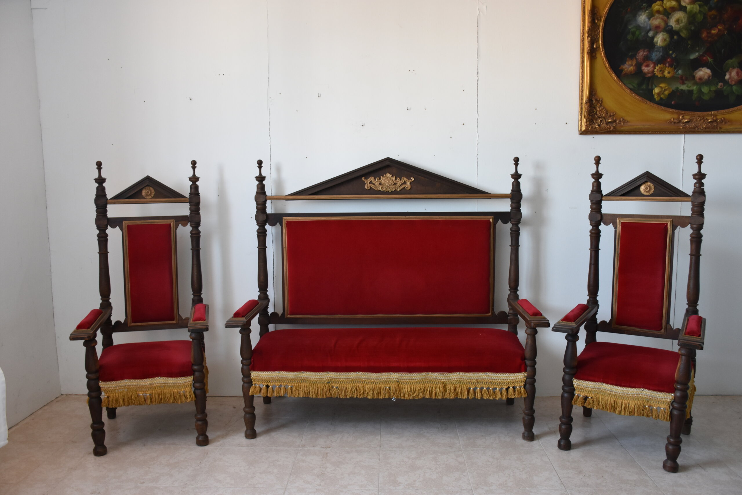 Conjunto tresillo antiguo terciopelo rojo - Imagen 2