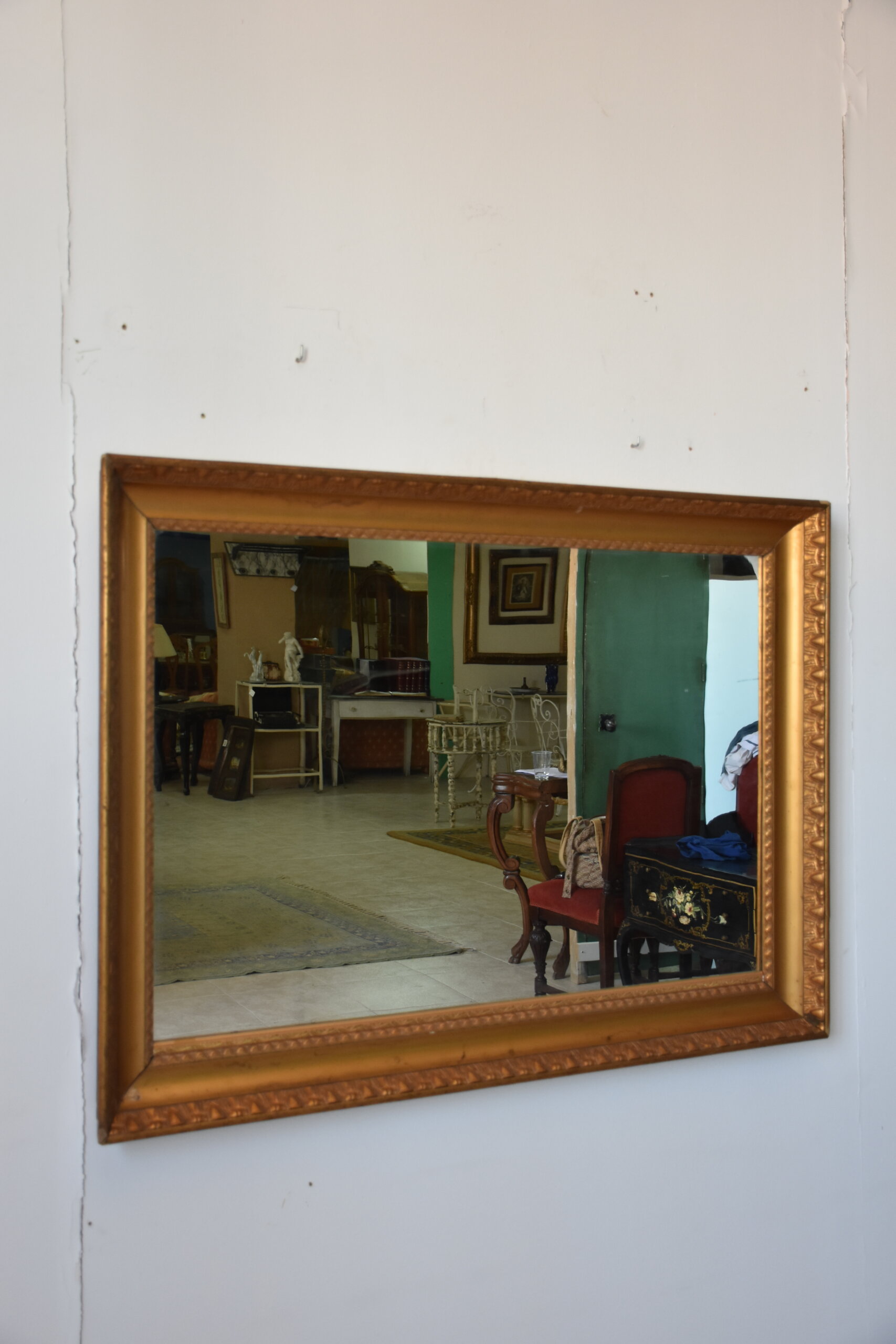 Espejo antiguo rectangular con marco dorado - Imagen 2