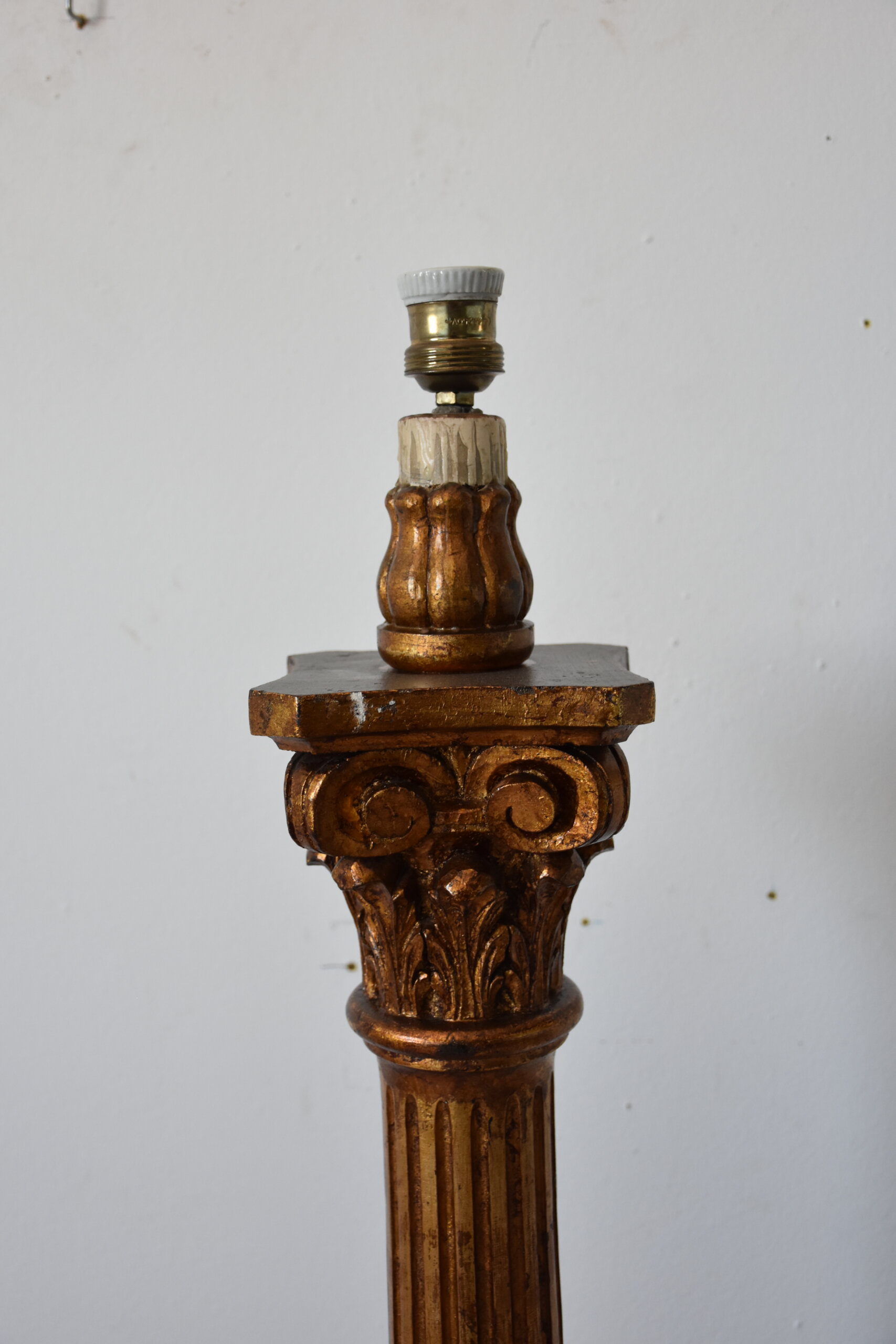 Lámpara antigua de pie columna oro - Imagen 2
