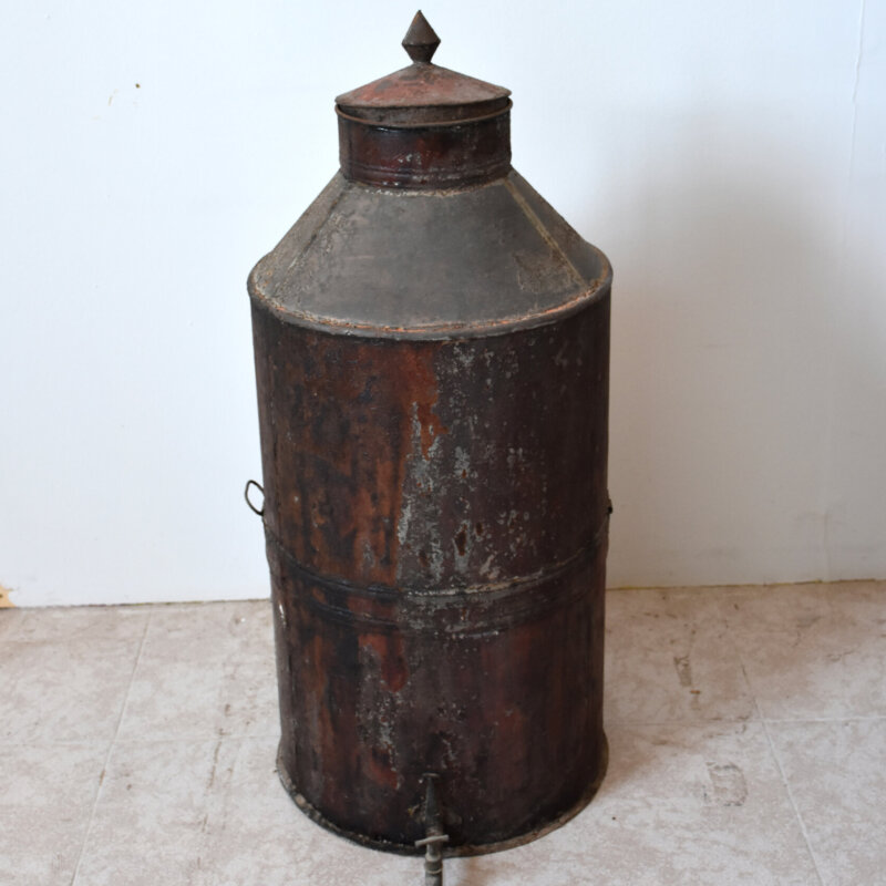 Aceitera o depósito de chapa