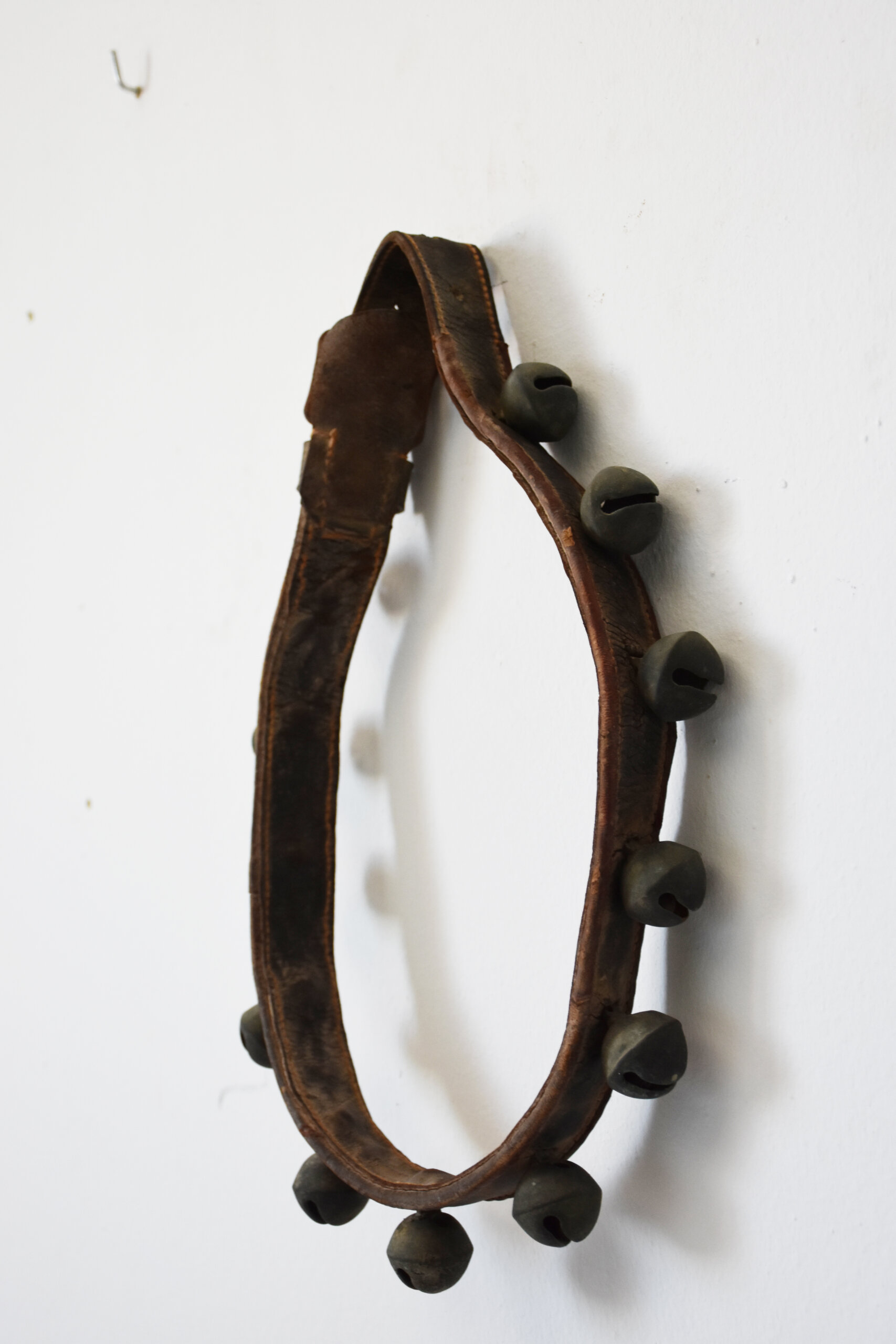 Collar para caballería con cascabeles - Imagen 3