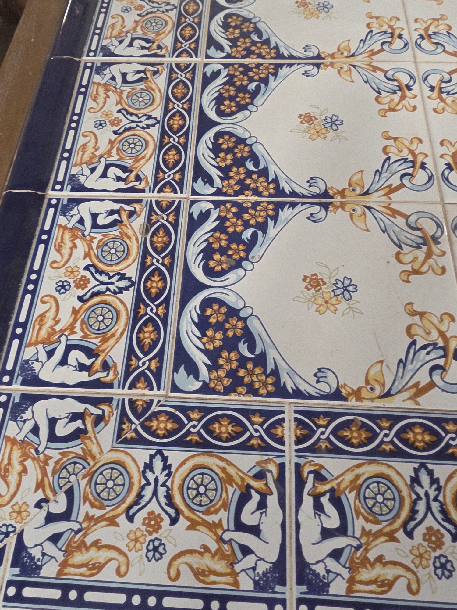 Mesa de hierro y azulejos de cerámica - Imagen 4