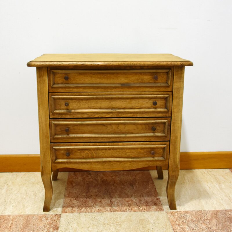 Cómoda antigua madera de roble