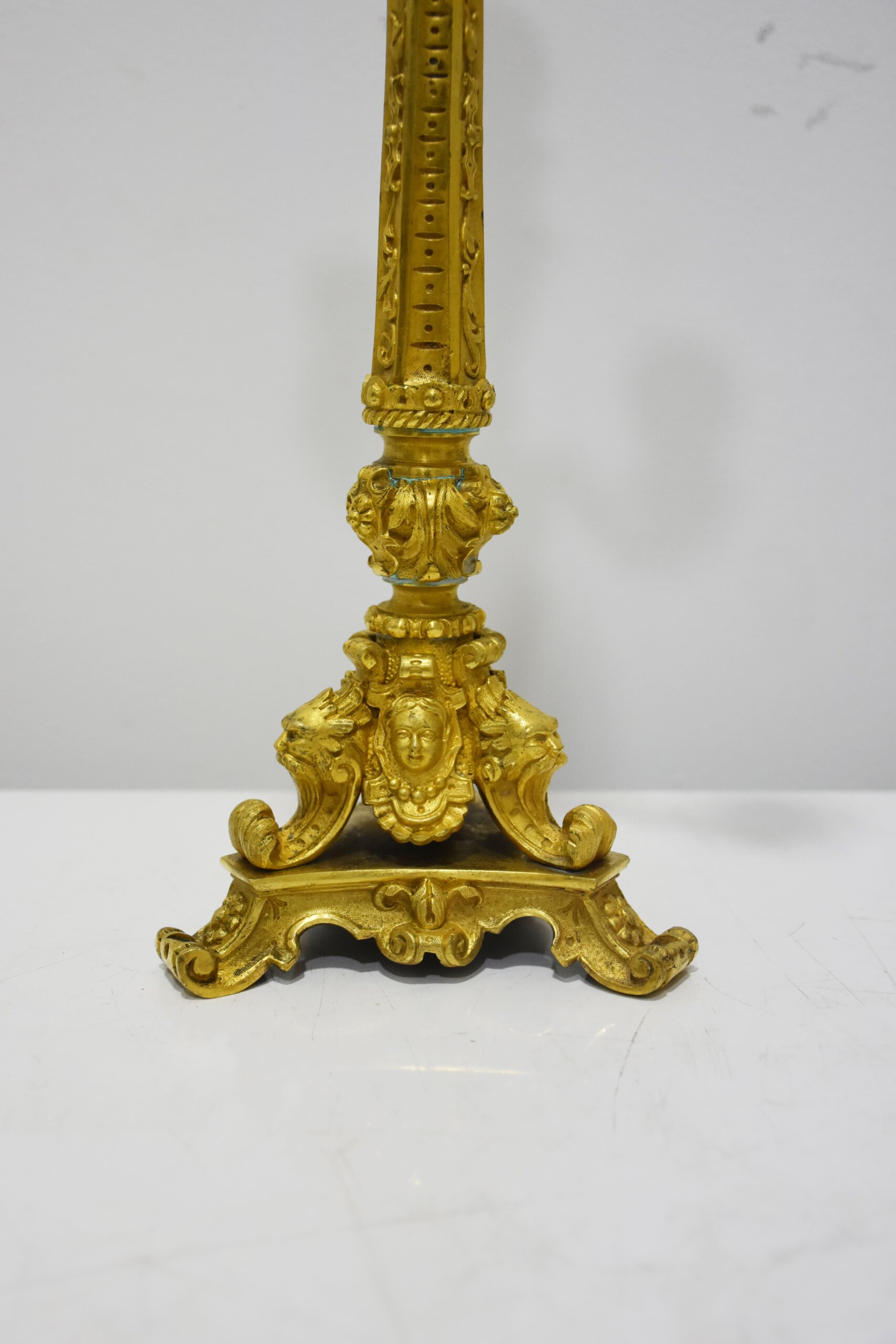 Candelabros bronce dorado 4 brazos - Imagen 3