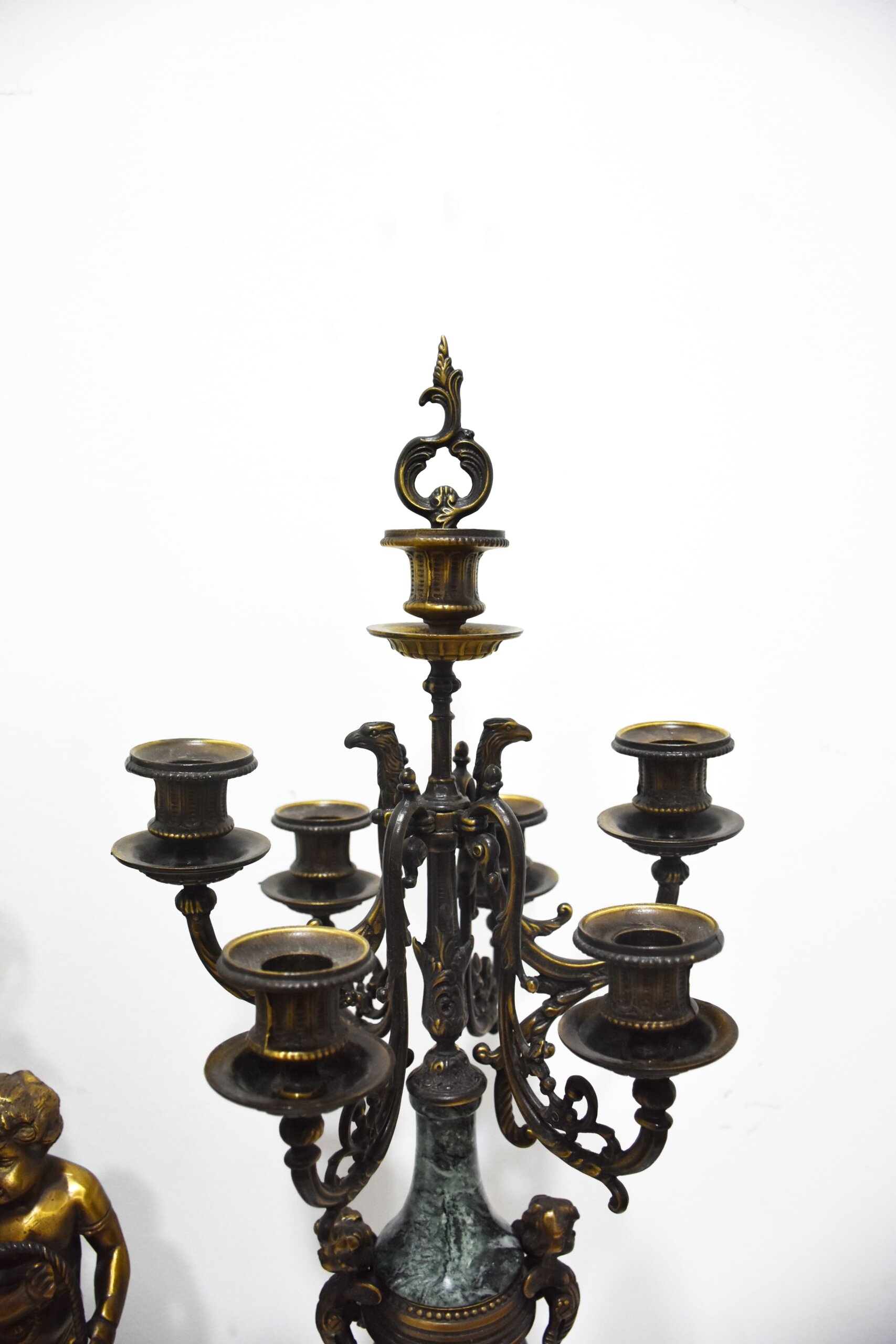 Guarnición reloj y candelabros bronce y mármol - Imagen 7
