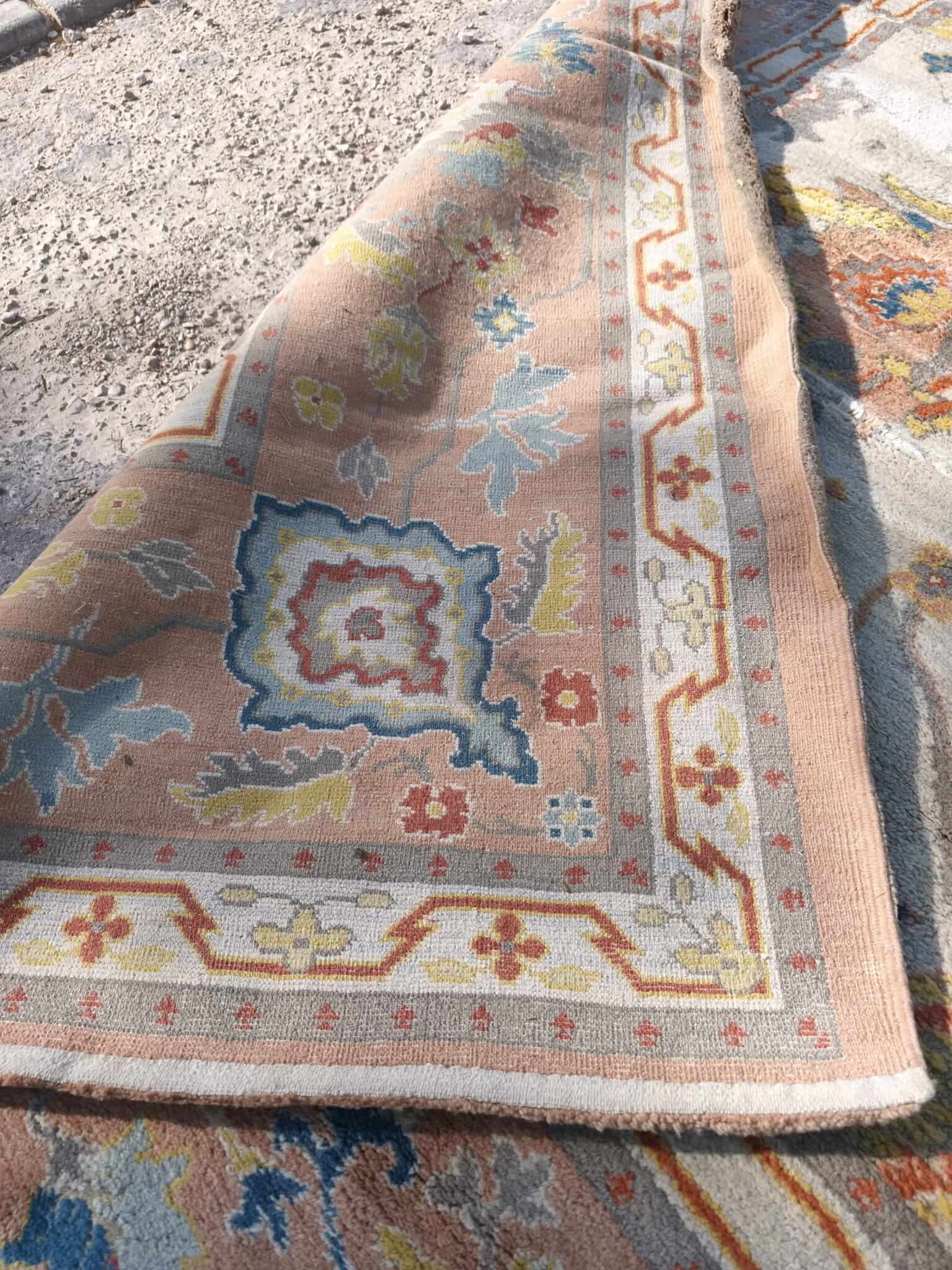 Gran alfombra de lana con decoración floral 710 x 970 cm - Imagen 2