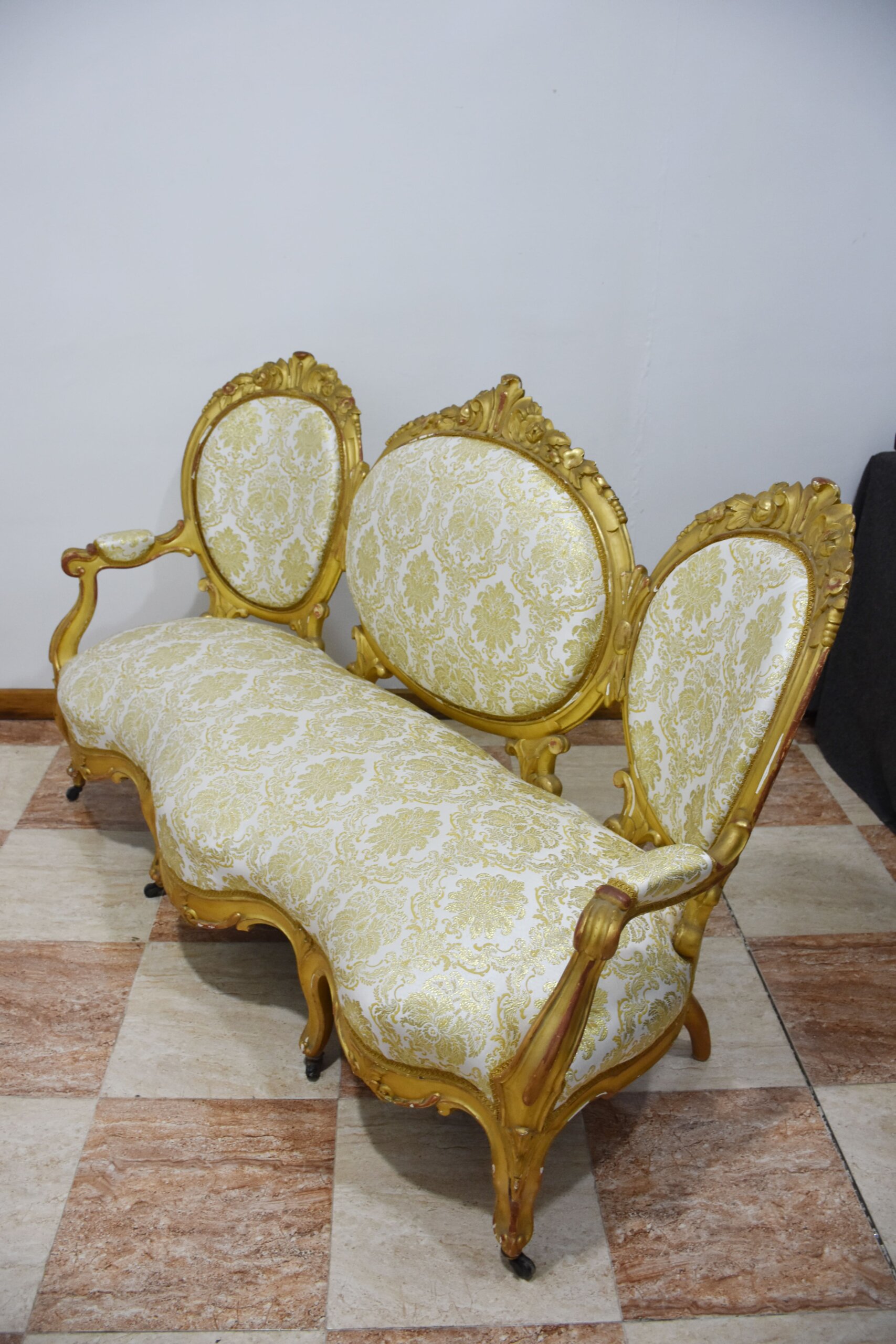 Sofá antiguo Isabelino pan de oro - Imagen 5