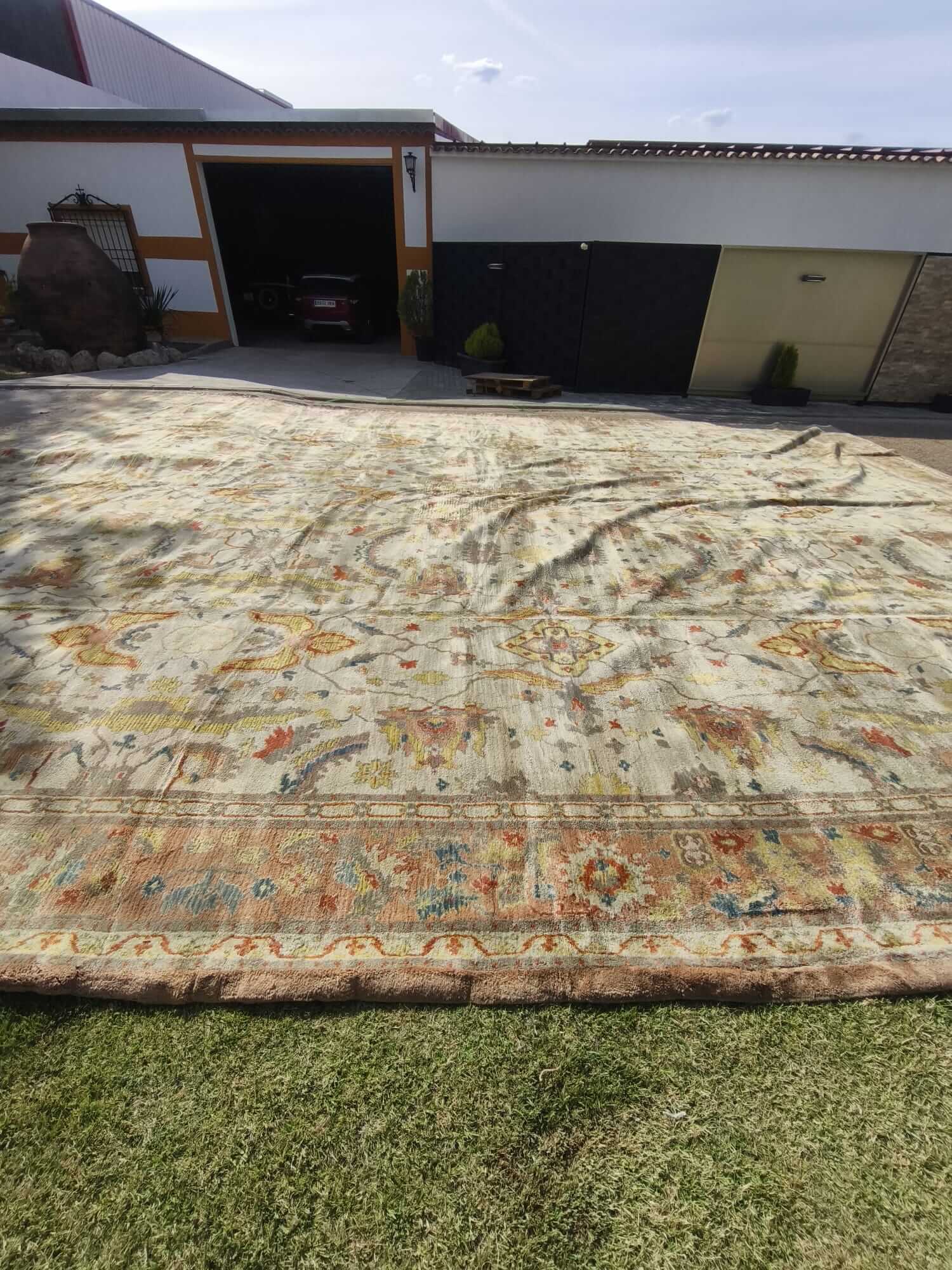 Gran alfombra de lana con decoración floral 710 x 970 cm - Imagen 18
