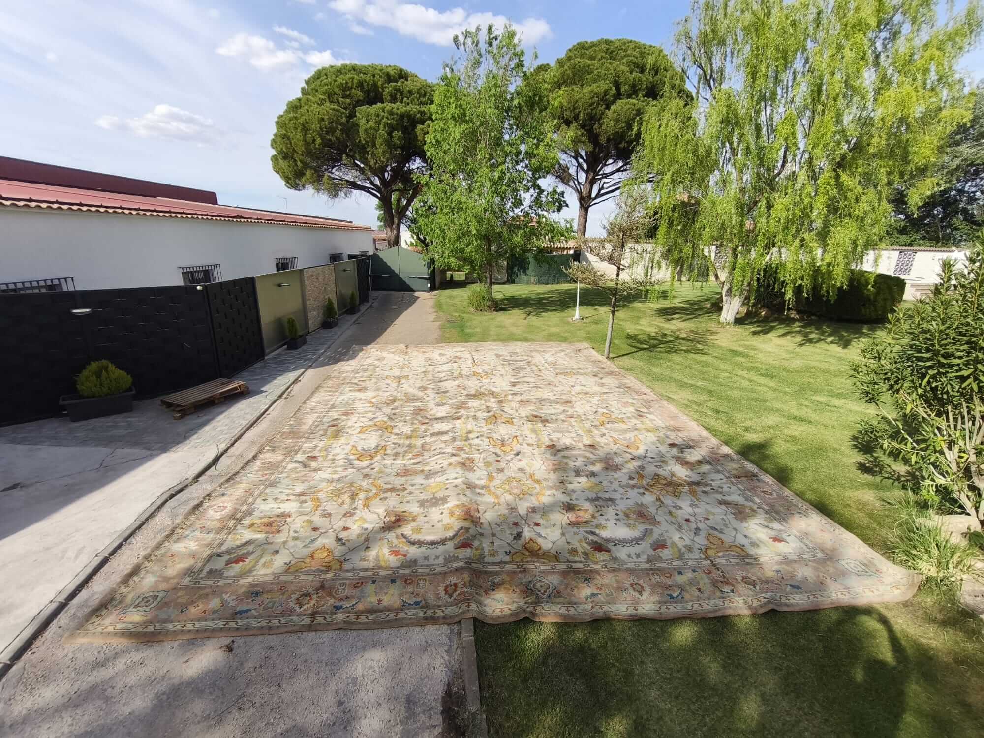 Gran alfombra de lana con decoración floral 710 x 970 cm - Imagen 22