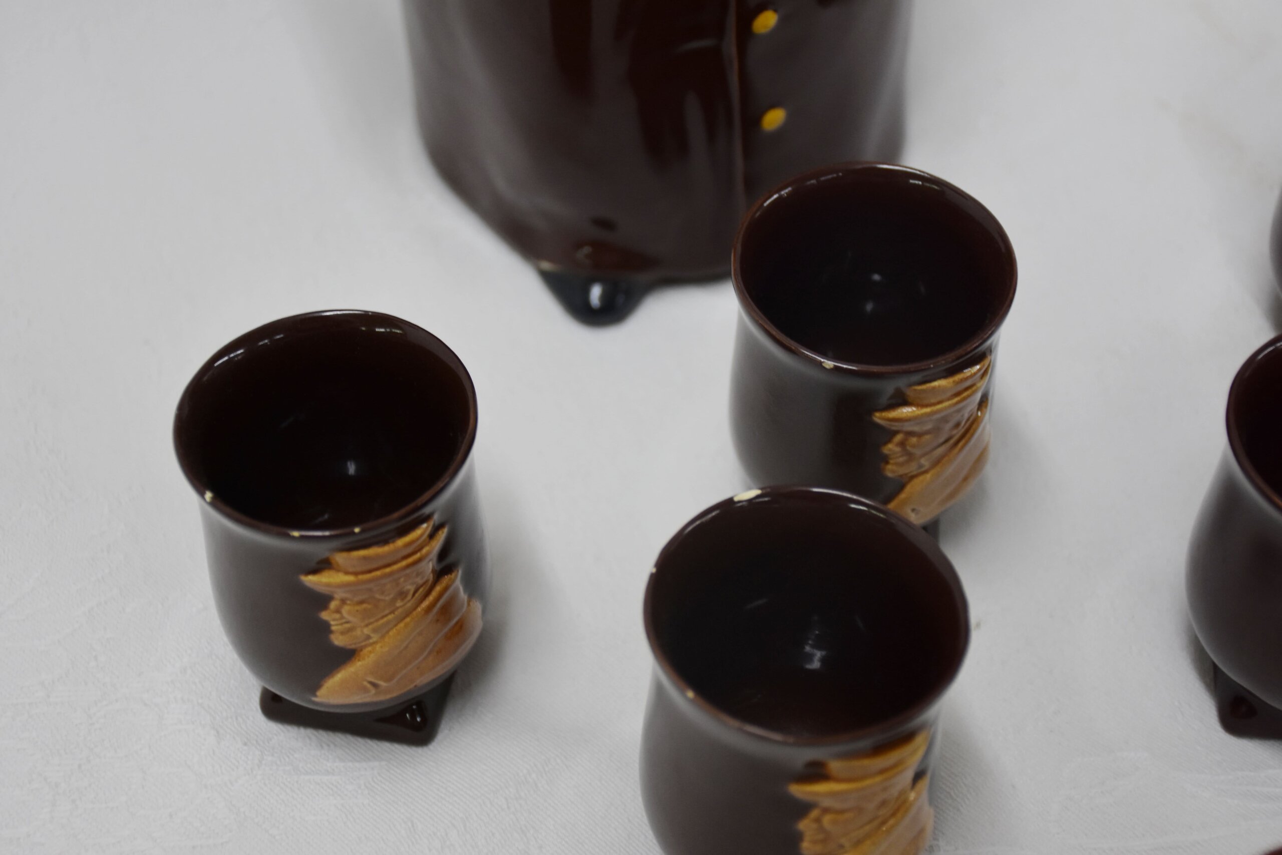 Juego de licor porcelana figura y 6 vasitos - Imagen 6