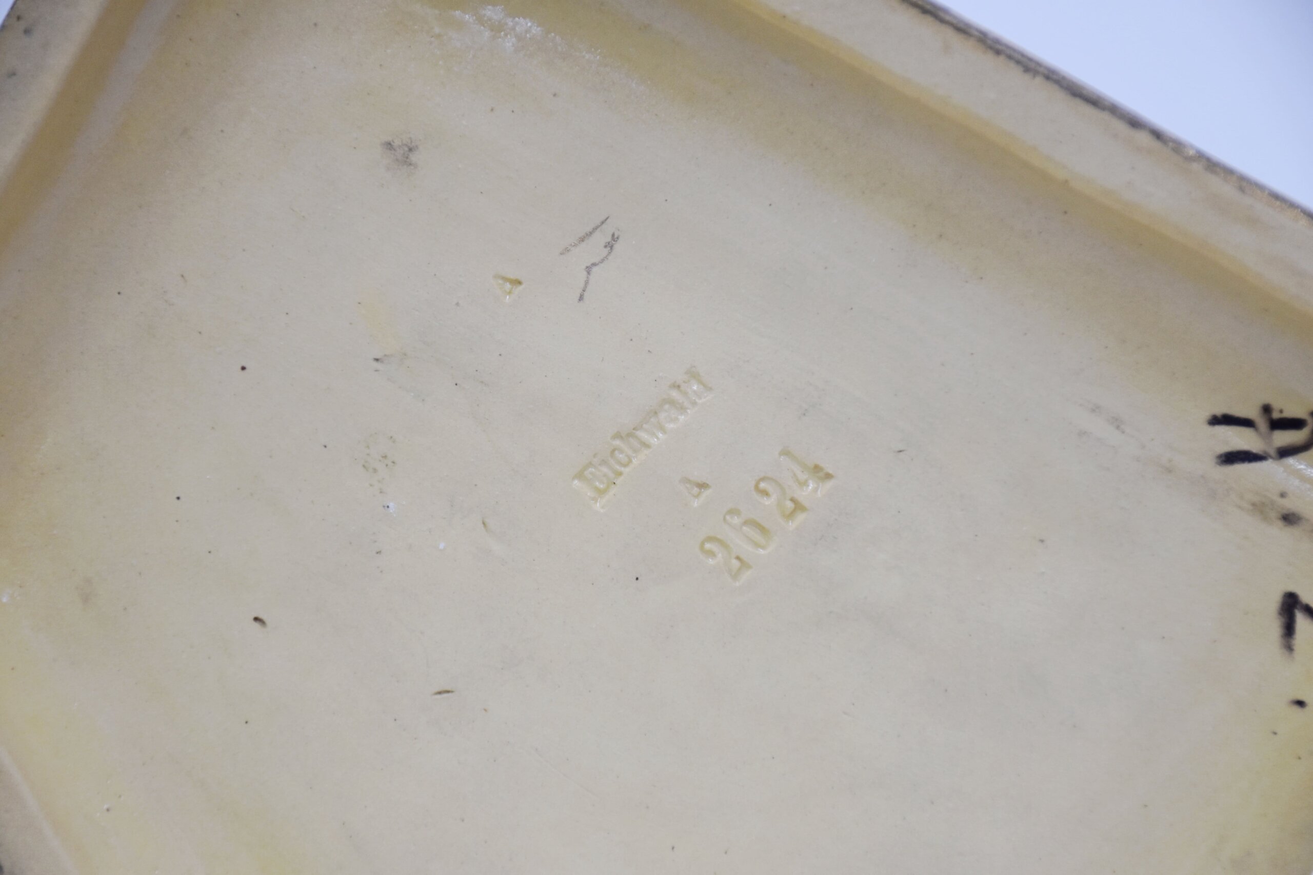 Caja o joyero de porcelana escena caza - Imagen 8