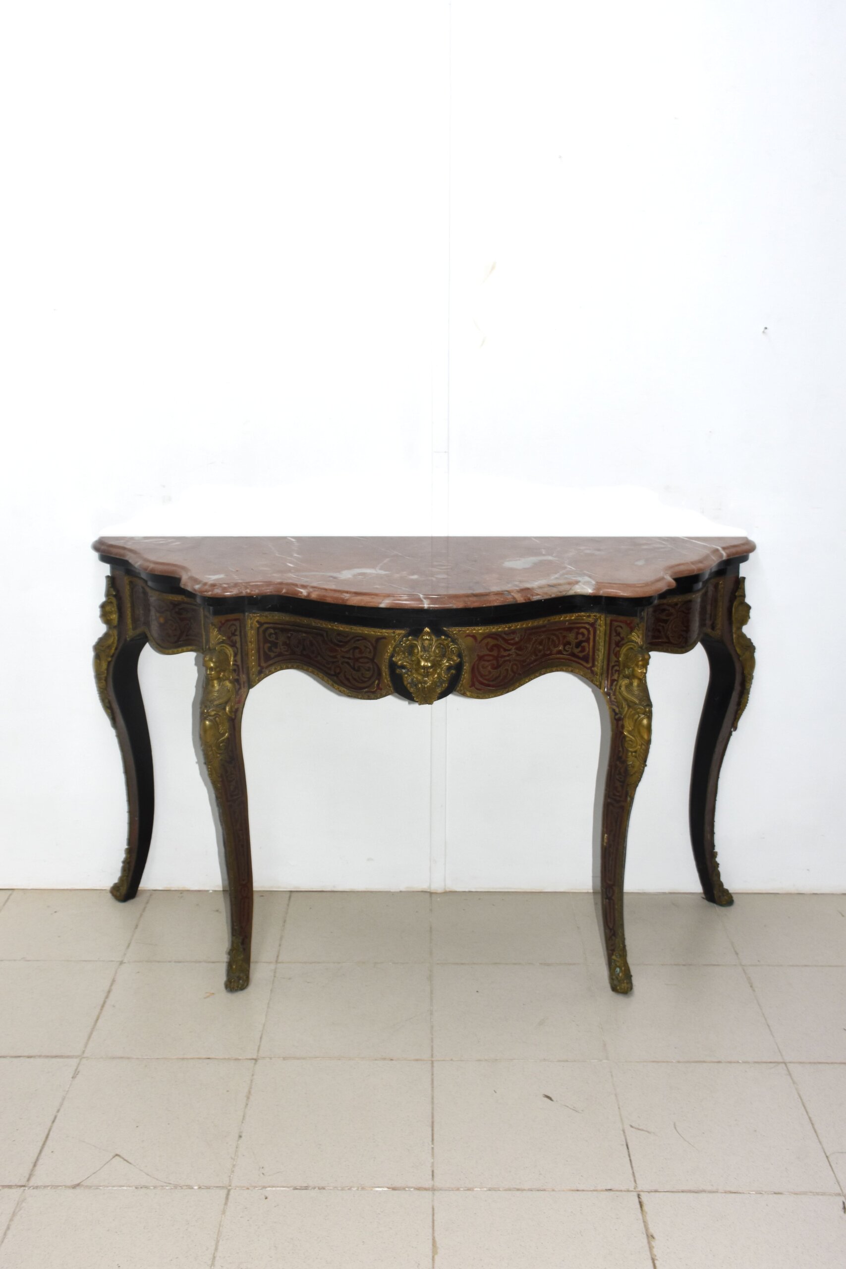 Consola antigua estilo Napoleón III