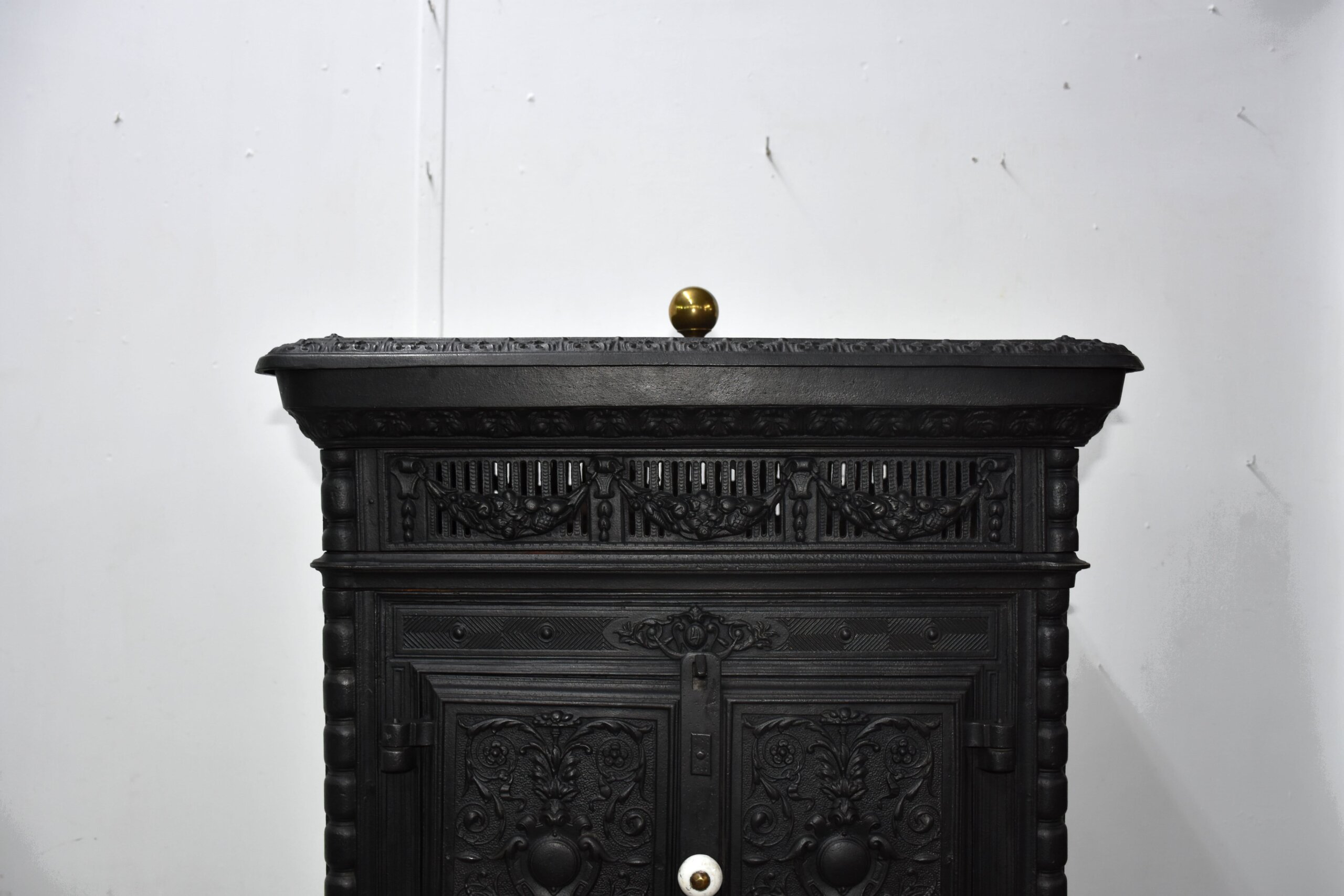 Gran estufa antigua horno hierro fundido 134 cm - Imagen 6