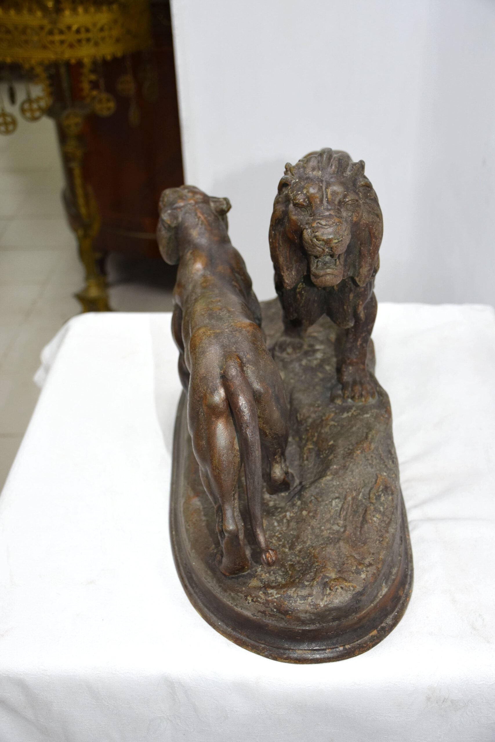 Escultura leones calamina firmada Barye - Imagen 5