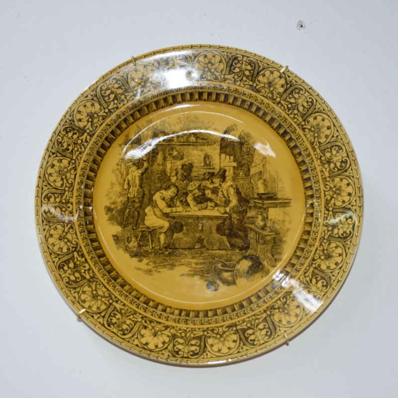 Plato antiguo de cerámica inglesa