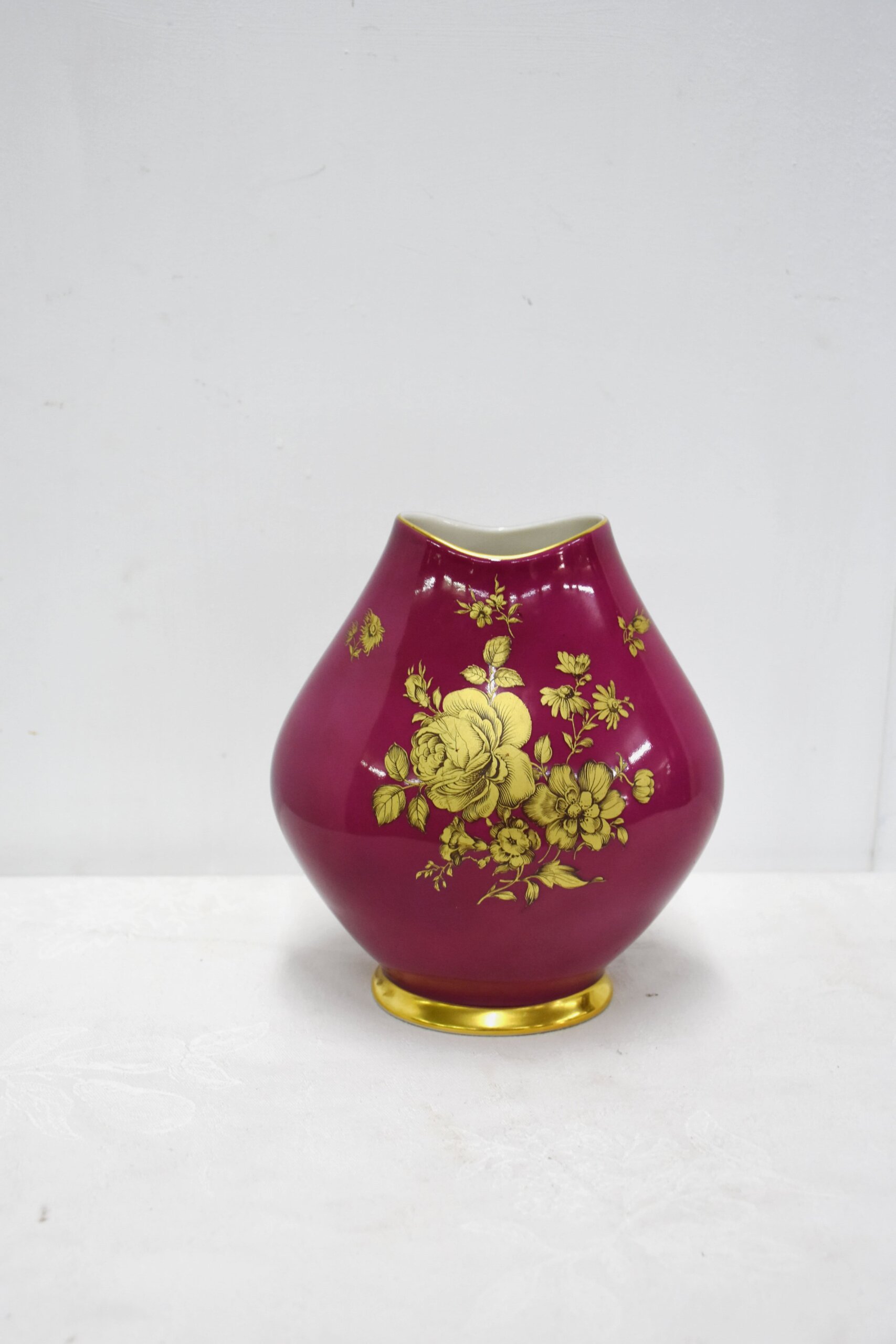 Jarrón o florero porcelana fucsia Bavaria