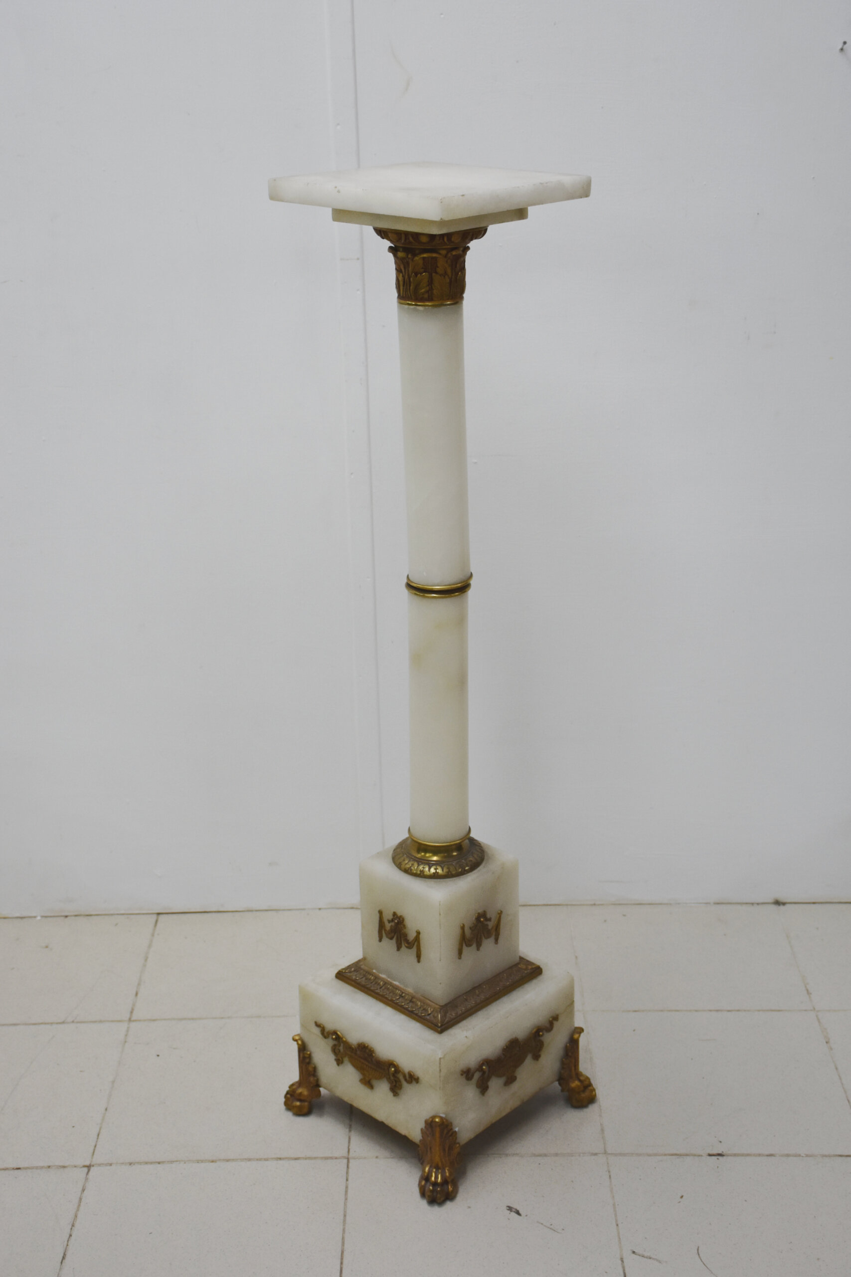 Columna pedestal mármol blanco - Imagen 3