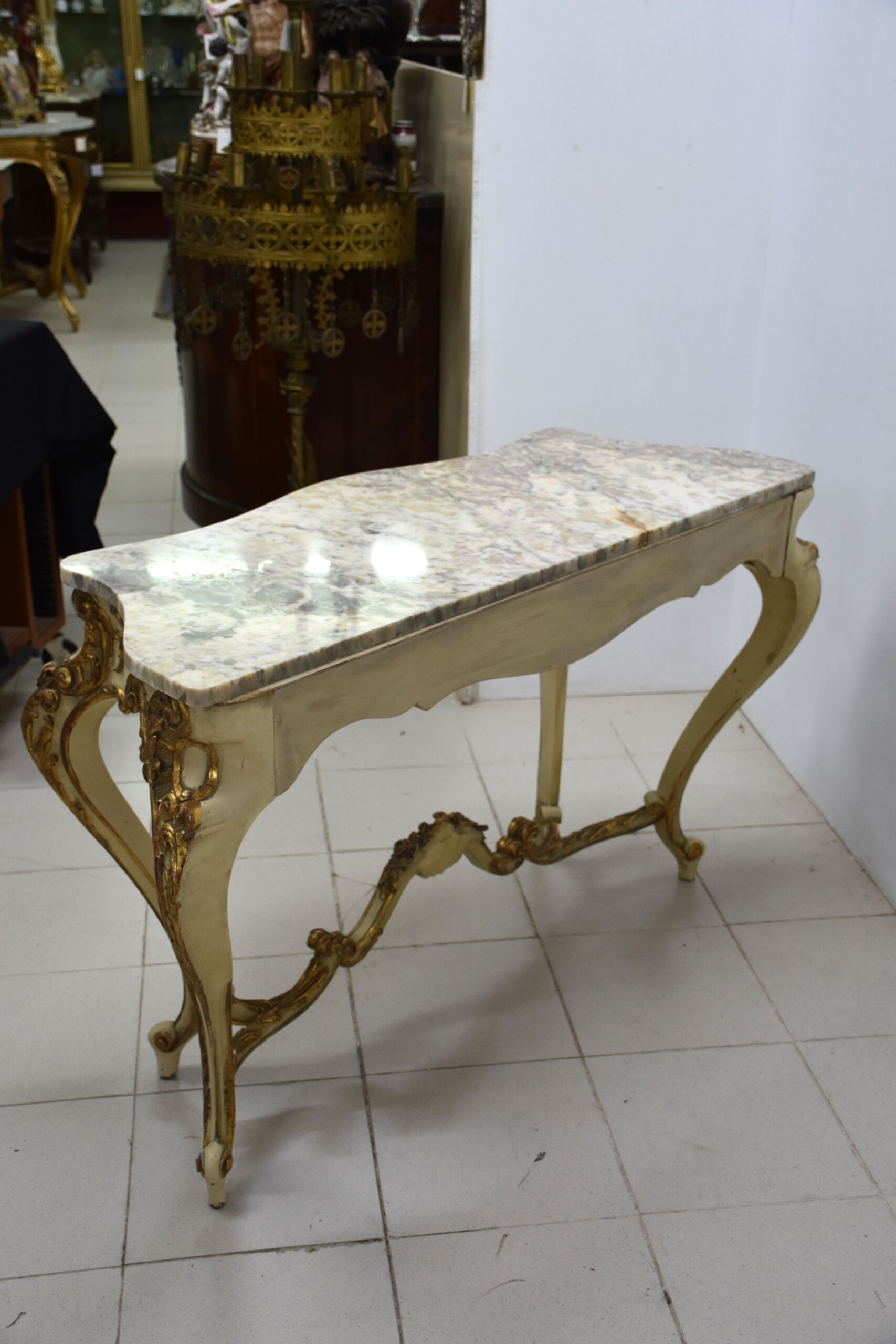 Gran consola Luis XV policromada marfil y oro - Imagen 10