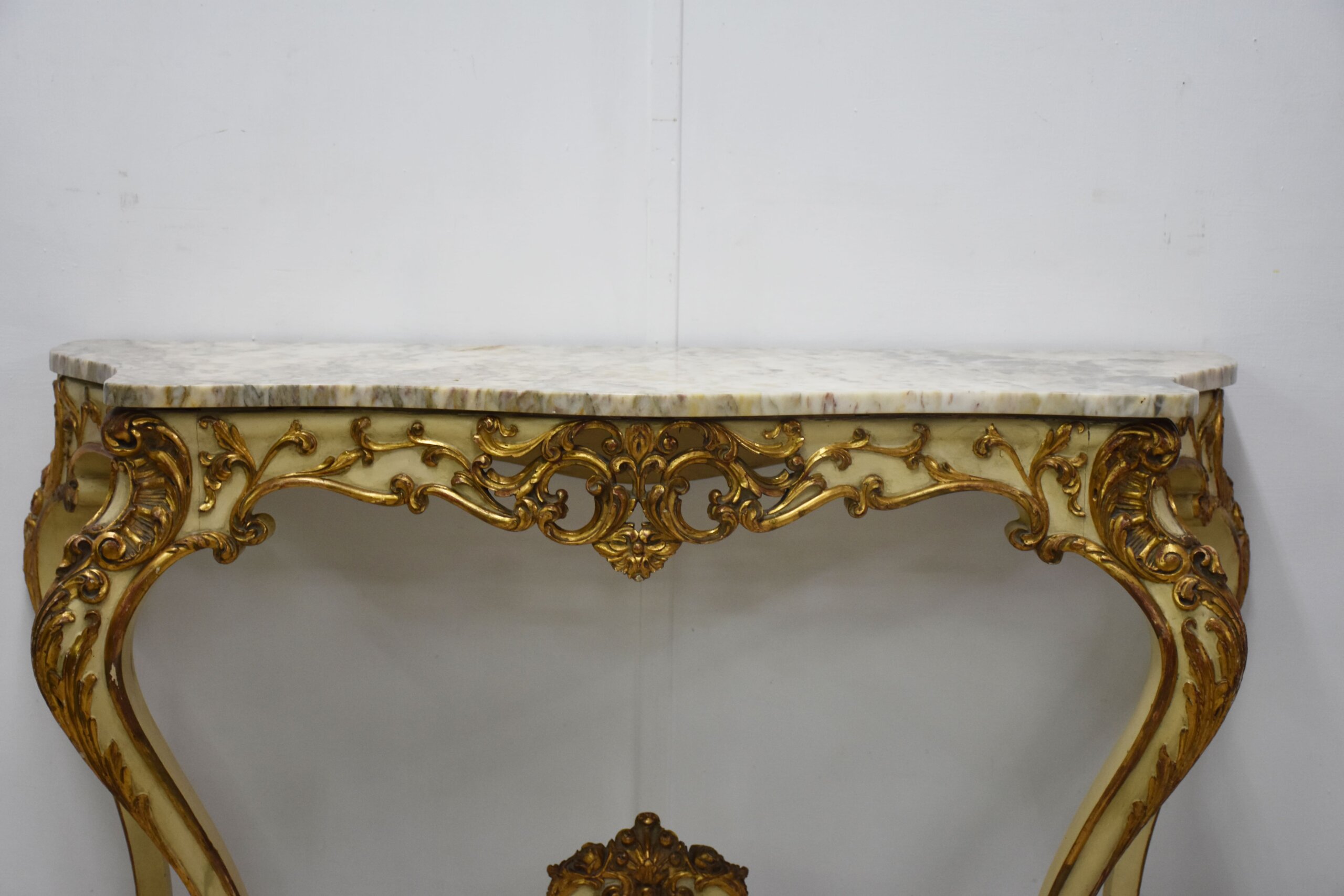Gran consola Luis XV policromada marfil y oro - Imagen 8