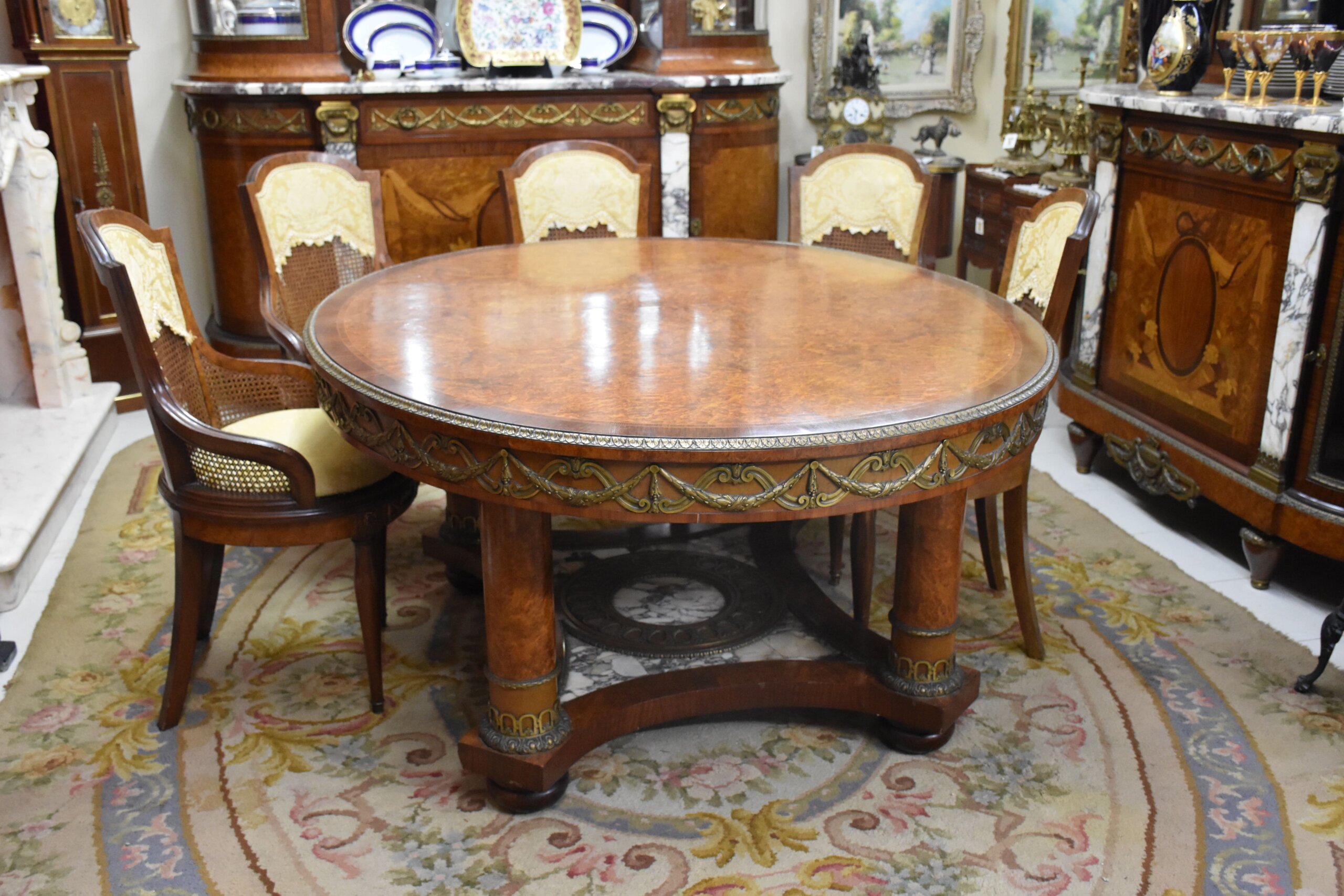 Conjunto mesa y 8 sillas Imperio comedor - Imagen 15