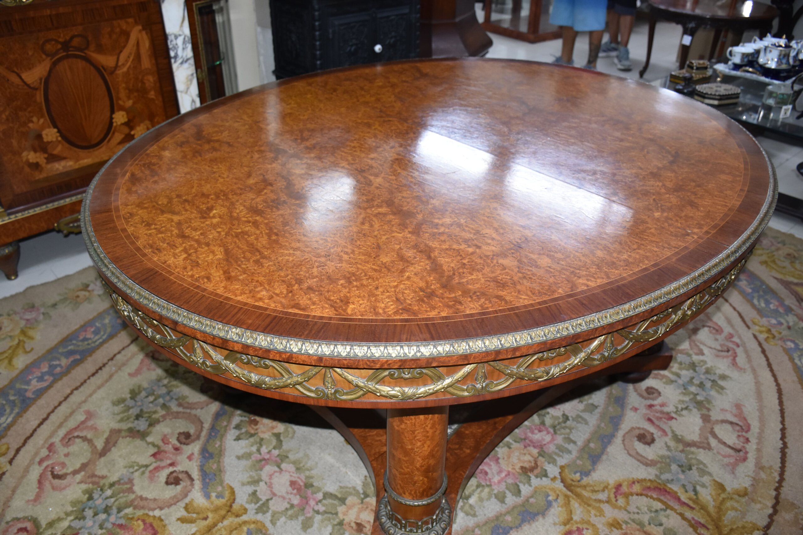 Conjunto mesa y 8 sillas Imperio comedor - Imagen 10